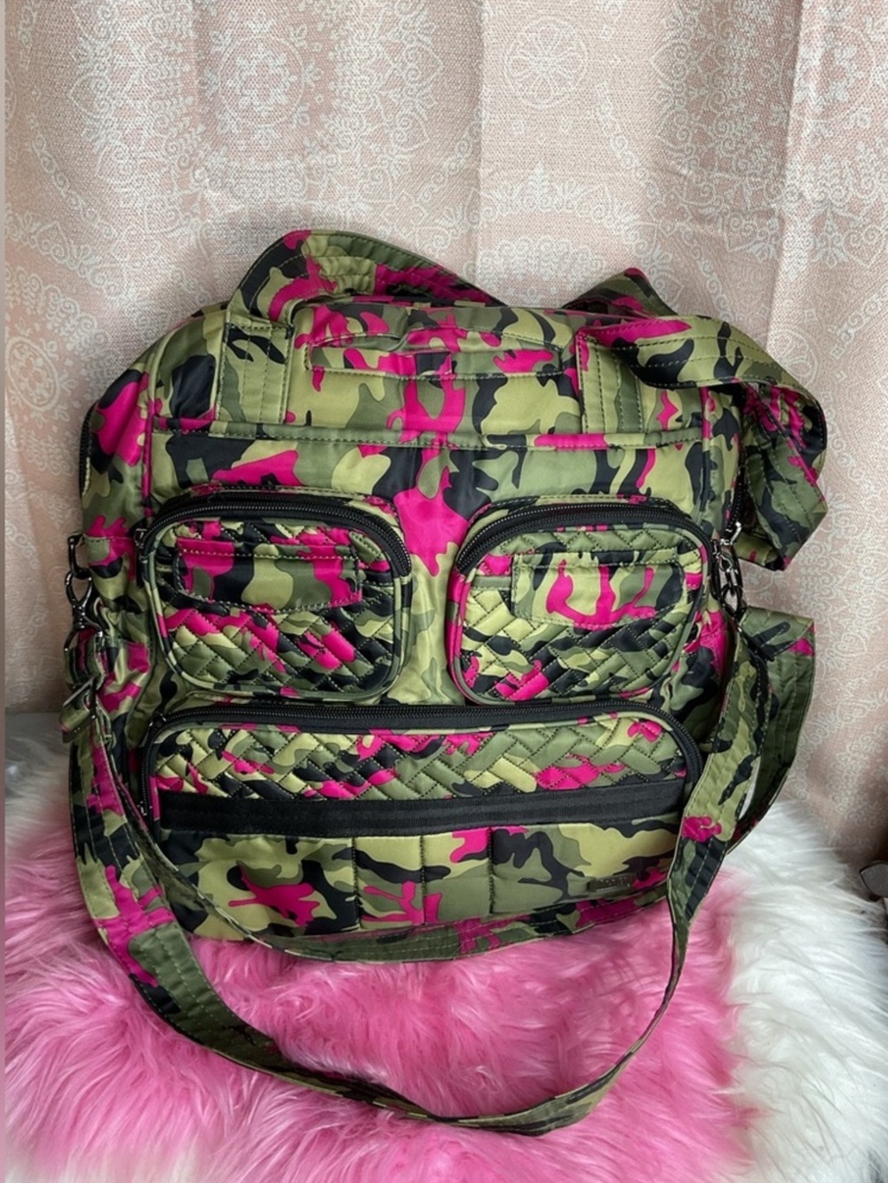 “New” LUG PUDDLE JUMPER QUILED BACKPACK-COLOR GREEN AND HOT PINK CAMO
